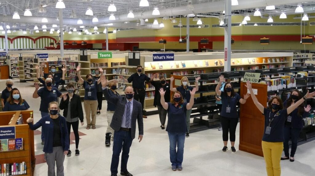 Shakespeare on Aisle 9? Indiana Town Turns Old Supermarket into Temporary Library