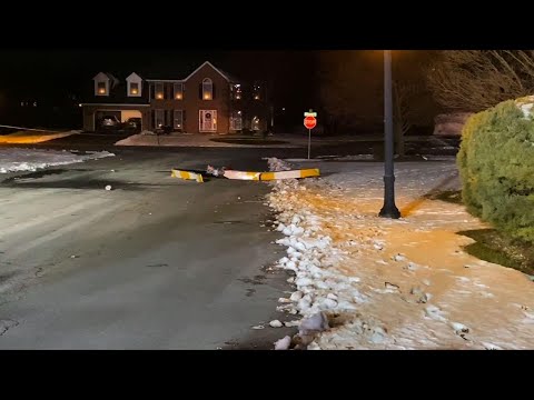 AP: Officials: 2 die in Pennsylvania helicopter crash