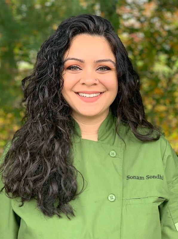 Local Winner - Manalapan, NJ’s very own ChocaL8kiss Bakery took home the grand prize on Episode 1 of Food Network’s “Girl Scout Cookie Championship”!