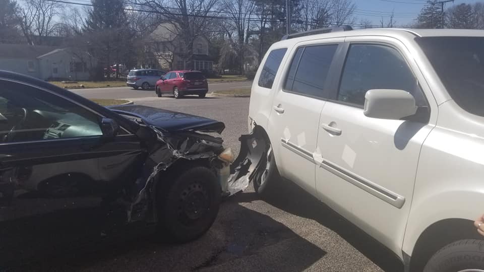 Report: Driver Rages After Being Denied for Smokes, Hits Cars, Runs Over Mailman