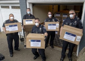 Mobile charger company donates thousands of masks to new jersey police officers, first responders