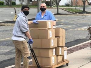 Hospital receives 10,000 face masks from chinese student at donovan catholic