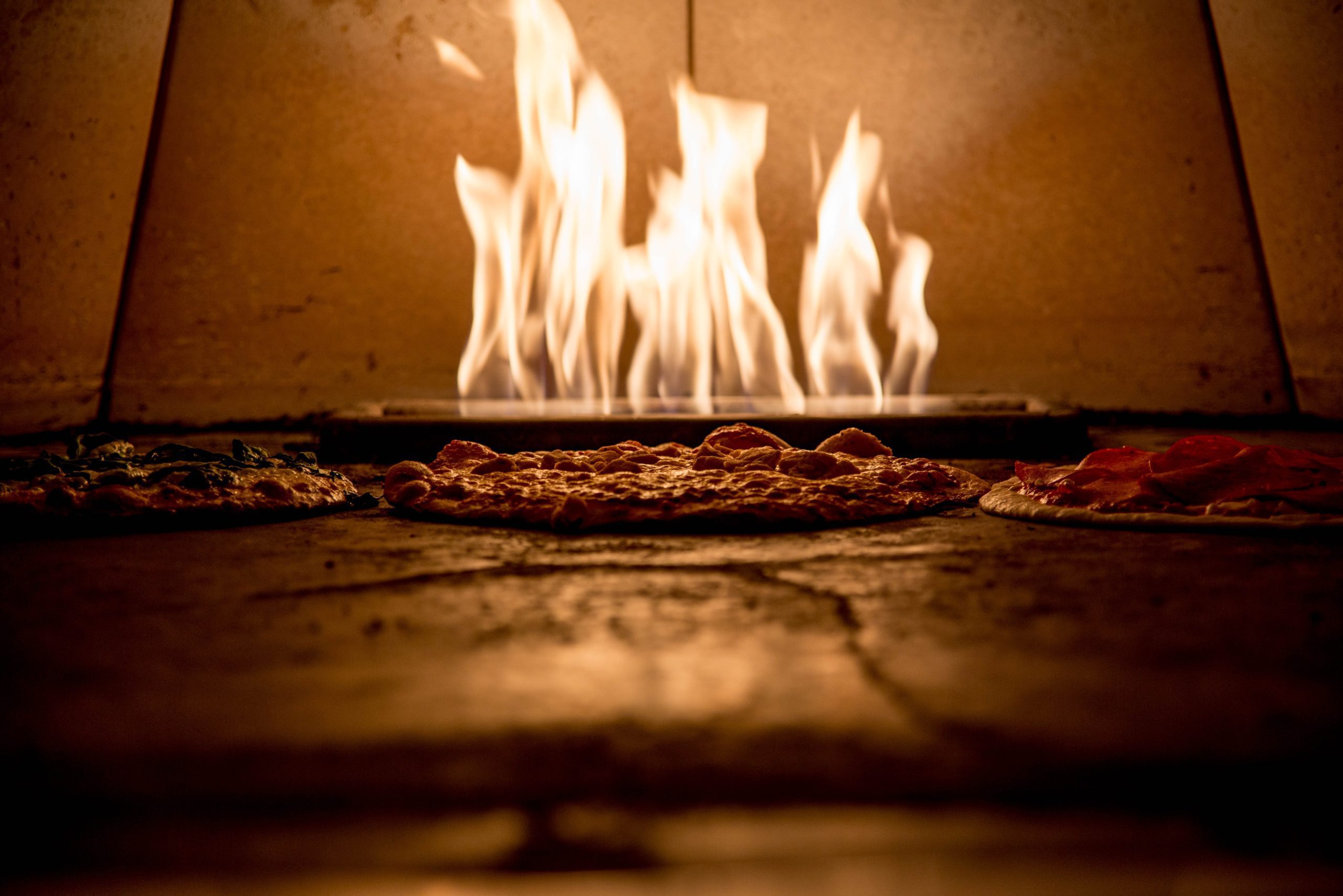 Pizzeria Owner Charged for Letting His Employees Not Wear Masks, Gloves Near Hot Pizza Oven