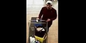 Coronacrook steals woman's purse, fortunately he wasn't wearing a face mask