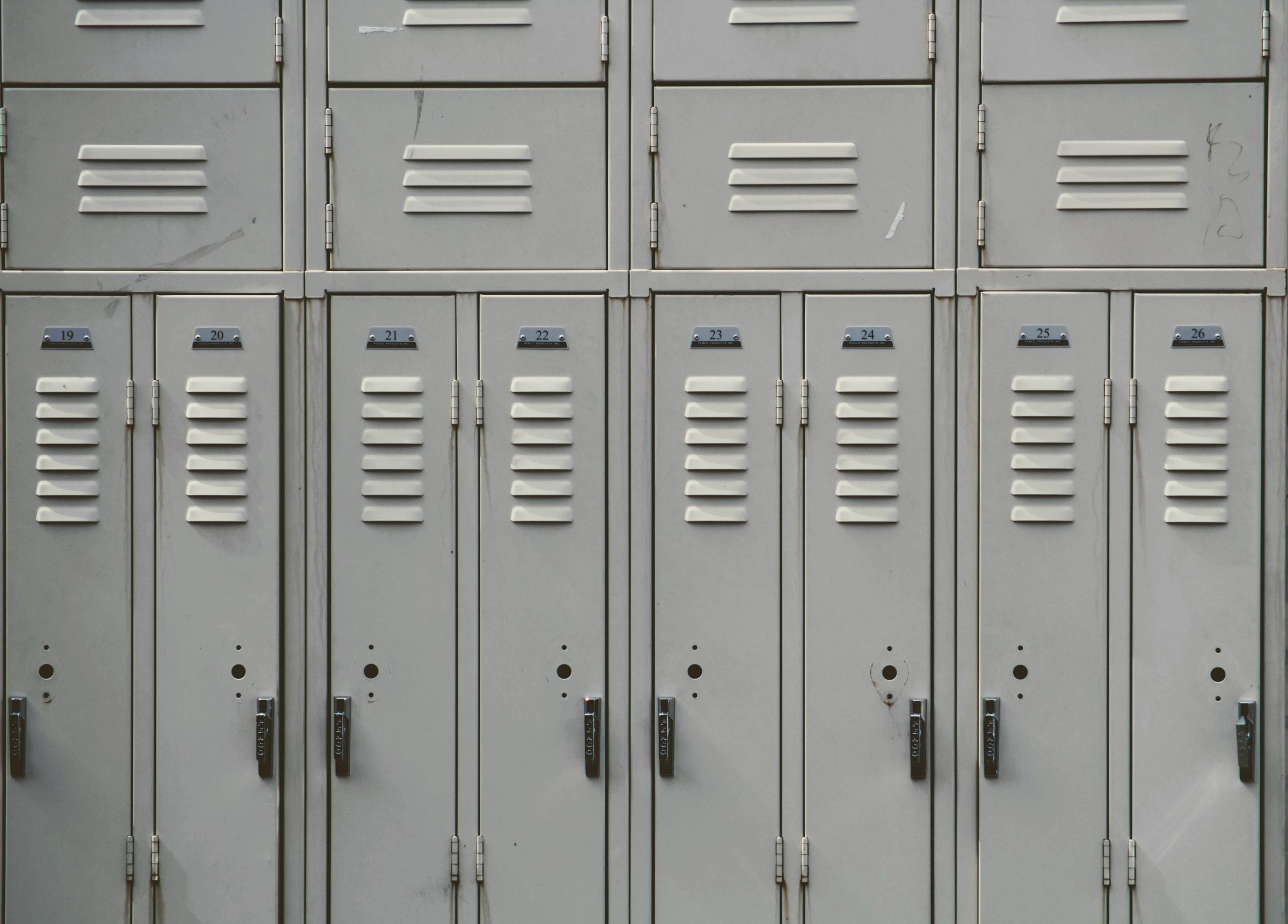 New Jersey Allows Students Back Into Schools to Get their Belongings
