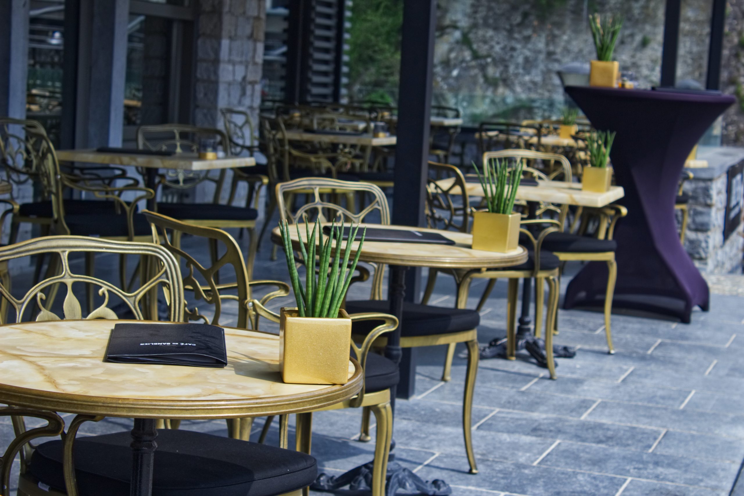 Here's What Outdoor Restaurant Dining Will Look Like Under Murphy's Law