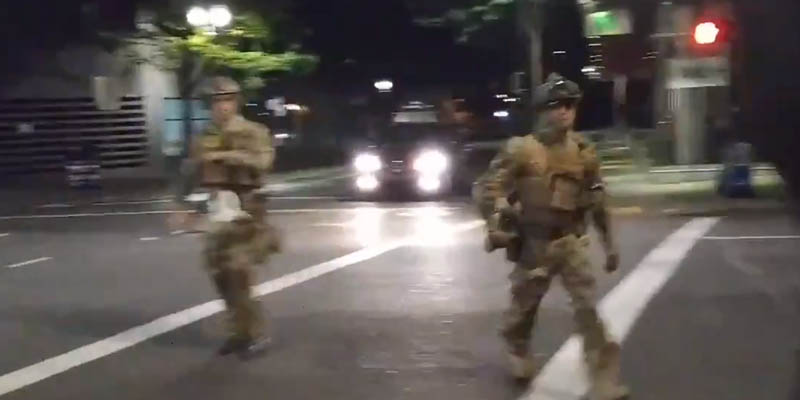 Unmarked Cars with Armed Federal Officers Sweeping Antifa Off the Streets of Portland, Here's Why