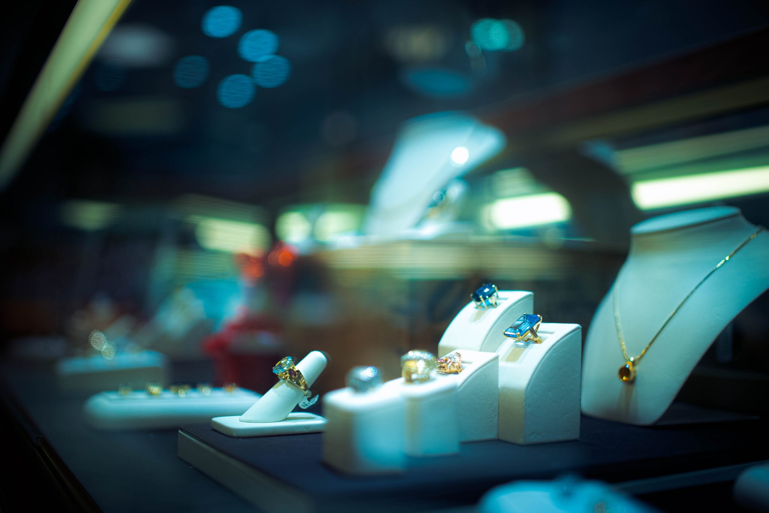 Rumson Jeweler Charged for Theft of Over $260,000 in Merchandise