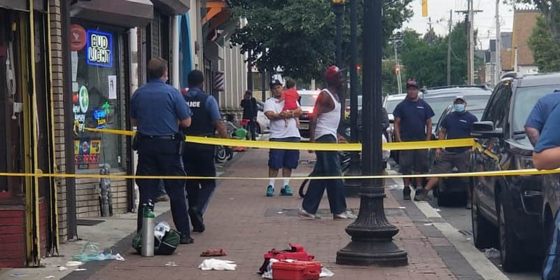 Man Stabbed, Murdered in Downtown Lakewood