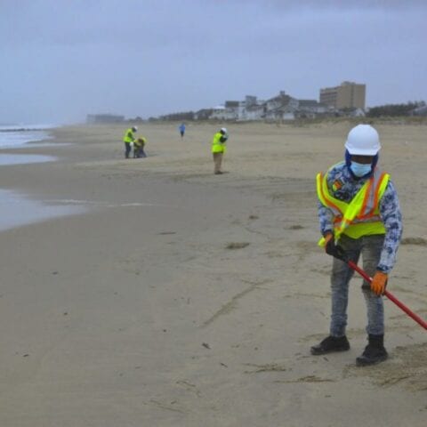 Great lakes dredge & dock company pleads guilty to causing 2016 oil spill and agrees to $1 million fine - photo licensed by shore news network.