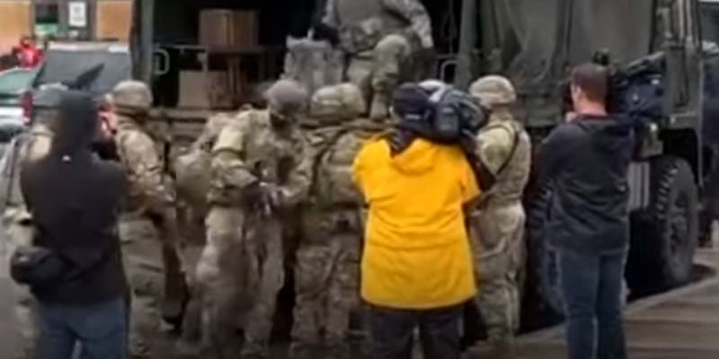 Watch: National Guard Troops Arrive in Philadelphia