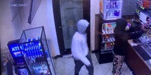 Police searching for suspects in tampa gas station shooting robbery