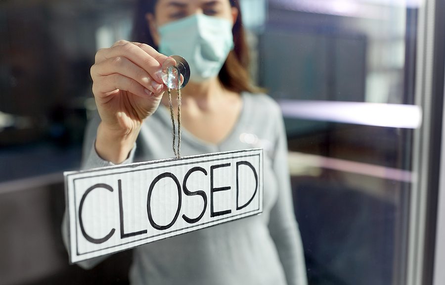 Washington State Goes Back Into Lockdown, Indoor Dining, Gyms, Theaters Forced to Close by Gov. Inslee