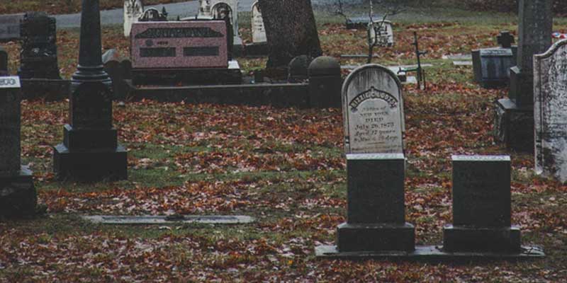 Glendale Man Stole Credit Cards, Bought Liquor and Cemetery Plots