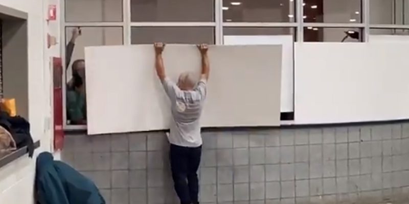 Detroit Poll Workers Board Up Windows to Block Transparency in Vote Count