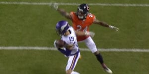 Vikings get huge win against bears on monday night football
