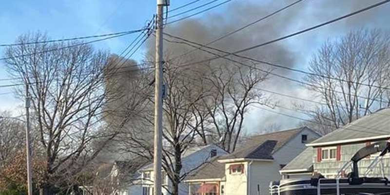 Good samaritan helps extinguish home fire in Brick Township