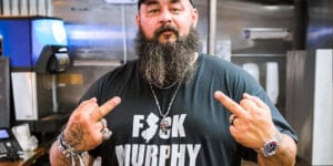 Ocean county bbq restaurant owner shuts down murphy maskhole karen, names sandwich after her