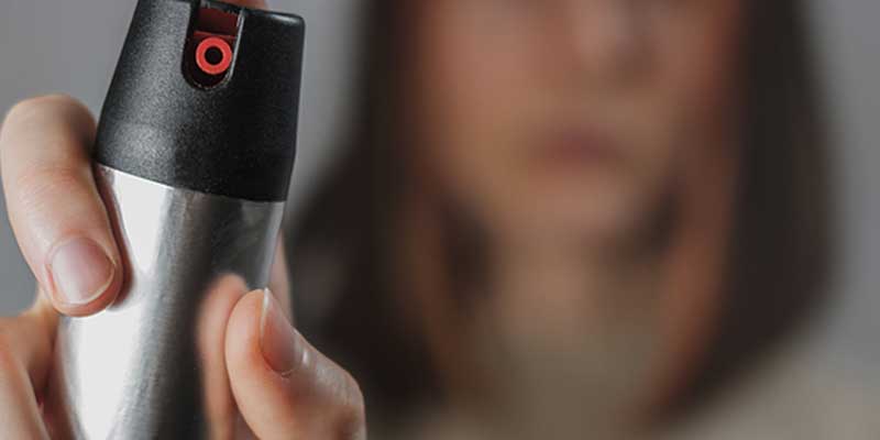 Madison victim pepper sprayed hammer wielding street robber