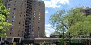 Man shot dead at columbus' skyview towers apartment building, suspect in custody