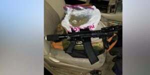 Convicted felon sentenced to 10 years in prison for kidnapping and possessing firearms