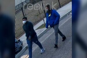 Philadelphia police searching for suspects who shot man in face