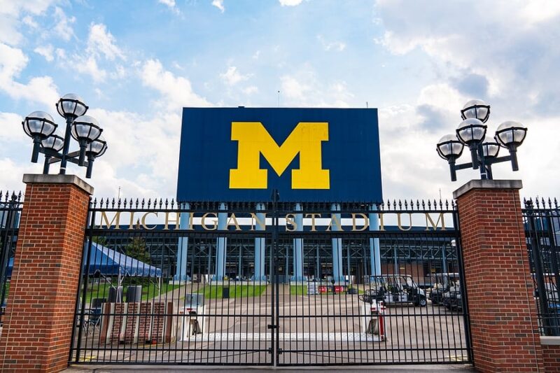 Michigan Governor Whitmer Signs Bill to Allow College Athletes to Earn Money from Endorsements