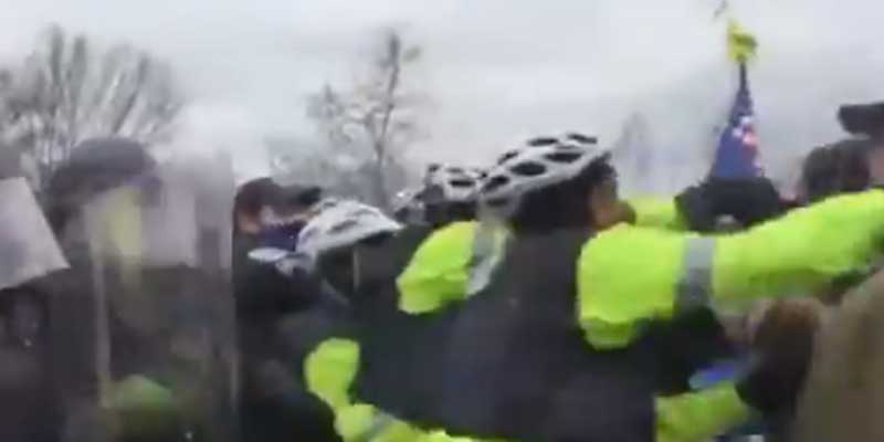 Capital Police Officer Punches Protester, Sparking “Pepper Spray Battle” at U.S. Capitol building