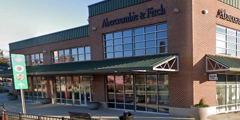 Couple caught burglarizing store at Atlantic City Tanger Outlets
