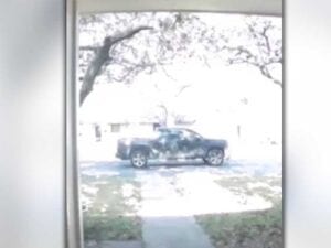 Bay city police warn that man claiming to be gas co. Employee is robbing homes