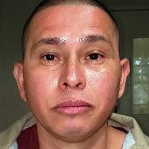 Ice deports convicted child molester back to el salvador after being released from prison - photo licensed by shore news network.