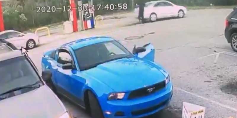 Mustang dude follows woman, beat her car during fit of road rage, now police would like to have a chat with him