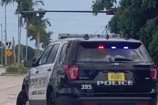 Man armed with knife outside Boca bookstore
