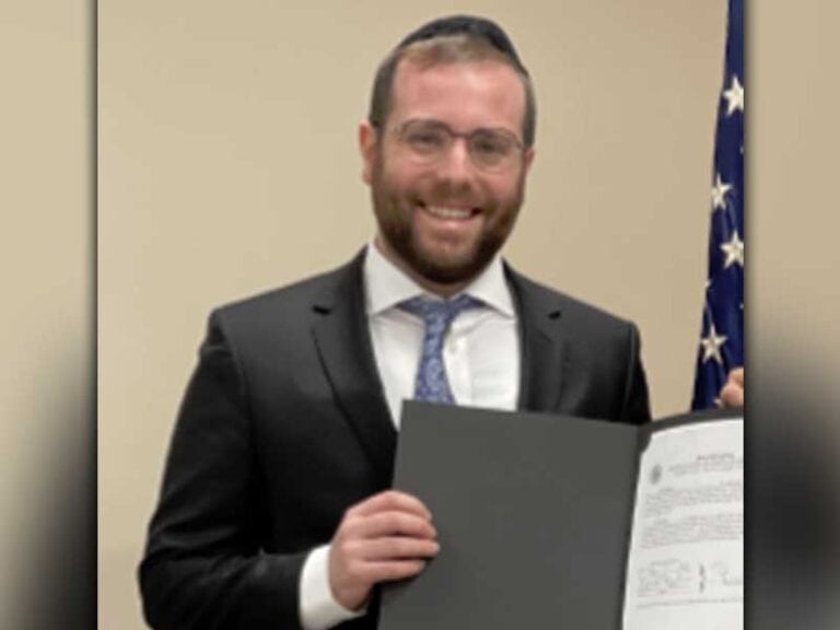 Jackson school district swears in first orthodox jewish resident to school board - photo licensed by shore news network.
