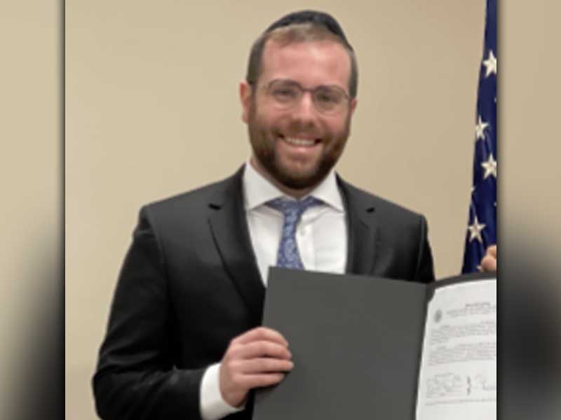 Jackson School District Swears in First Orthodox Jewish Resident to School Board