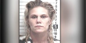Mom who left child in car that was repossessed facing felony child neglect charge