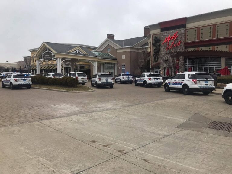 Swat team clears columbus mall after man with gun fired multiple shots - photo licensed by shore news network.