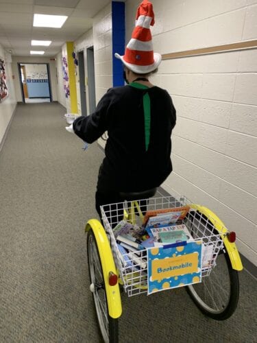 Ridgeway ‘Bookmobile’ Delivers Books to Students