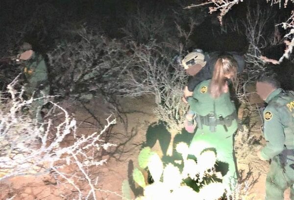 Border Patrol saves illegal alien, woman, having seizures in desert