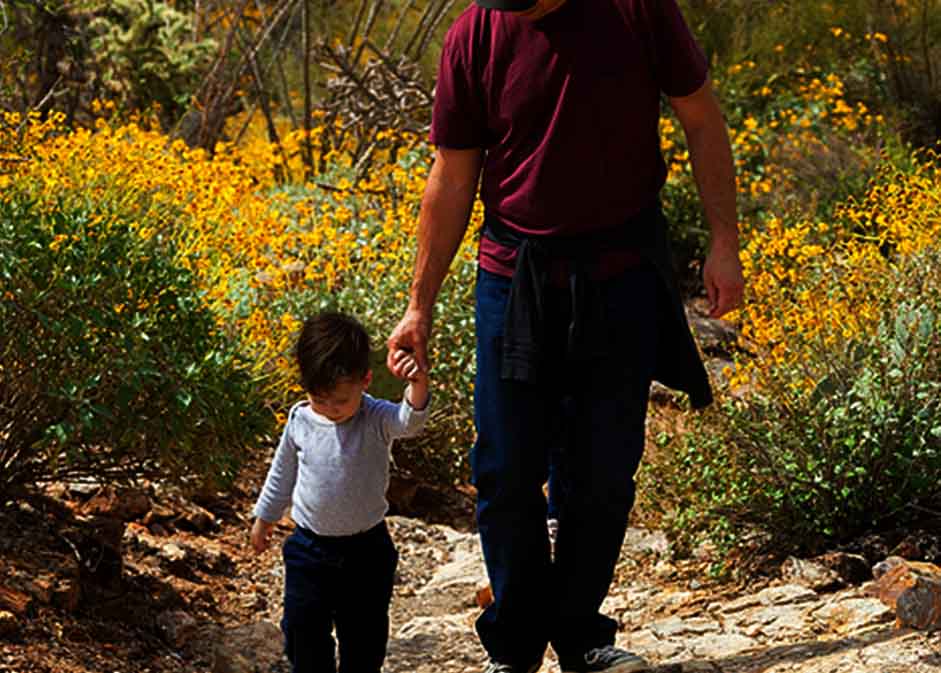 Border agents stop two adults from entering U.S. with children who weren't their own