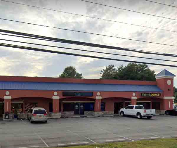 Man shot outside Dover Hookah Bar