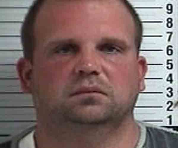 Registered sex offender on probation back in jail after touching neighborhood child outside playing