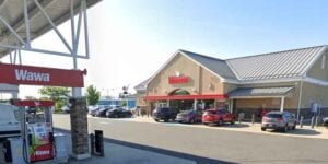 Man robbed at gunpoint outside toms river wawa