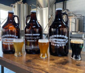 Jersey waitress gets nearly 000 in donations after being stiffed by deadbeat