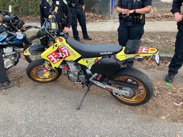 Dirt bike rider on stolen bike tried to run over Springfield police officer