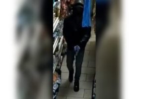 Suspects wanted for armed robbery of market in philadelphia
