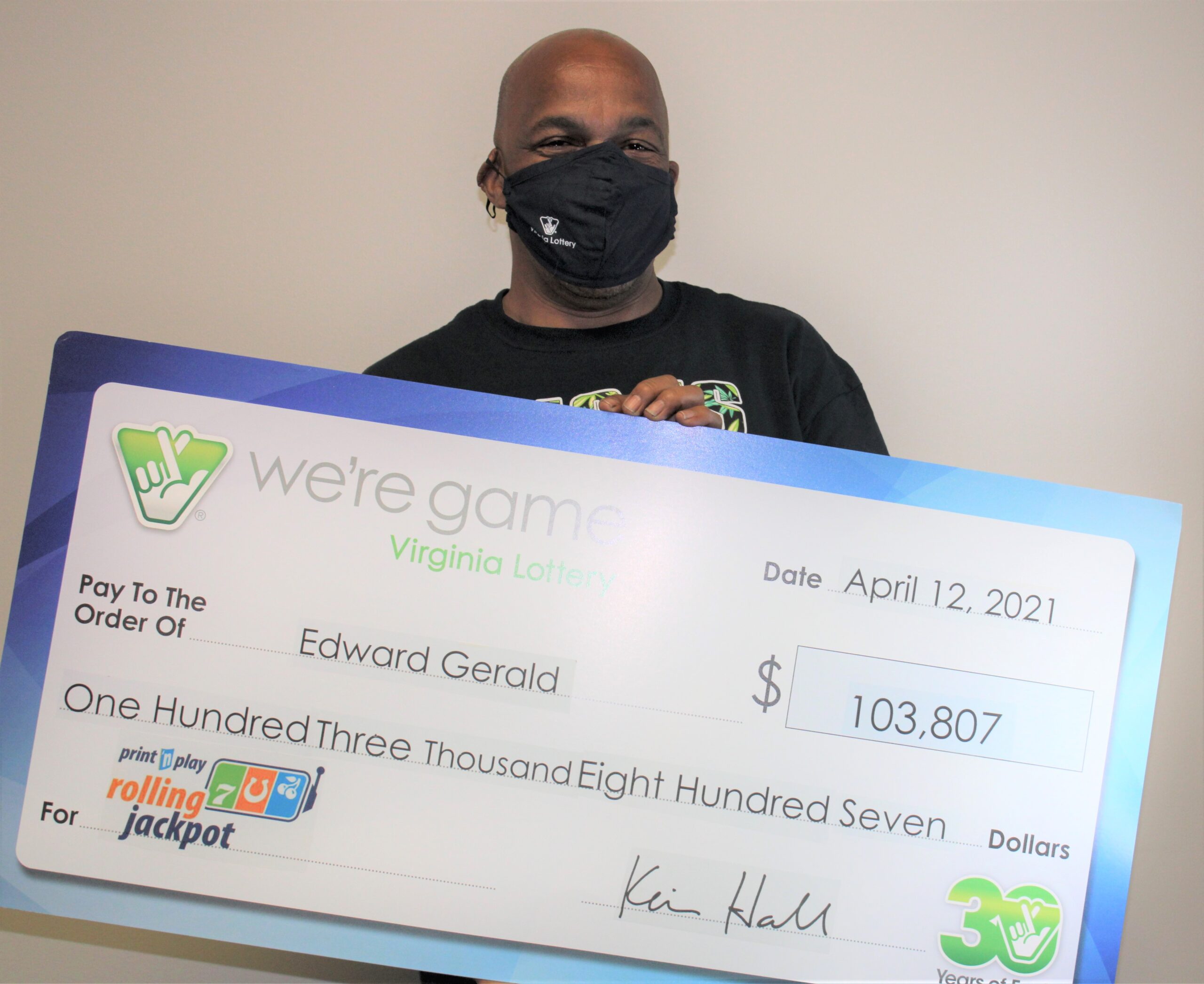 $100,000 lottery ticket sold in Louisa
