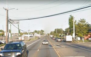 Man shot and killed while driving car in columbus