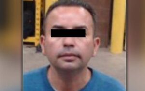 Dangerous mexican gang member deported in 2004 just re-entered the u. S.