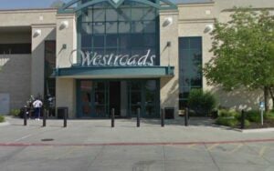 One person shot in critical condition during Omaha mall shooting